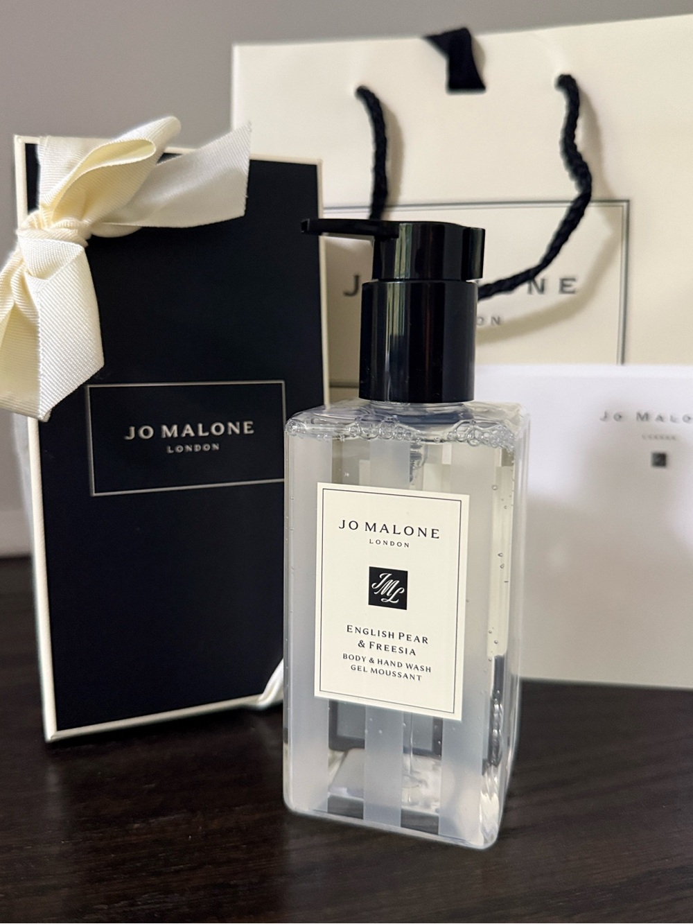 Jo Malone London English Pear & Freesia Body & Hand Wash 8.5 oz New in Box